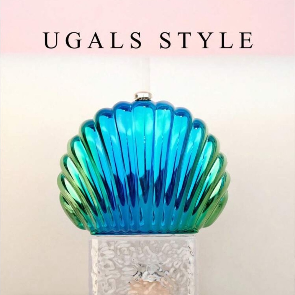 small shell clutch